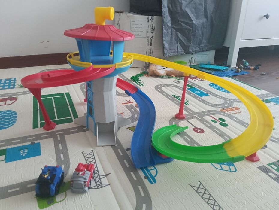 Baza psi patrol 2 autka