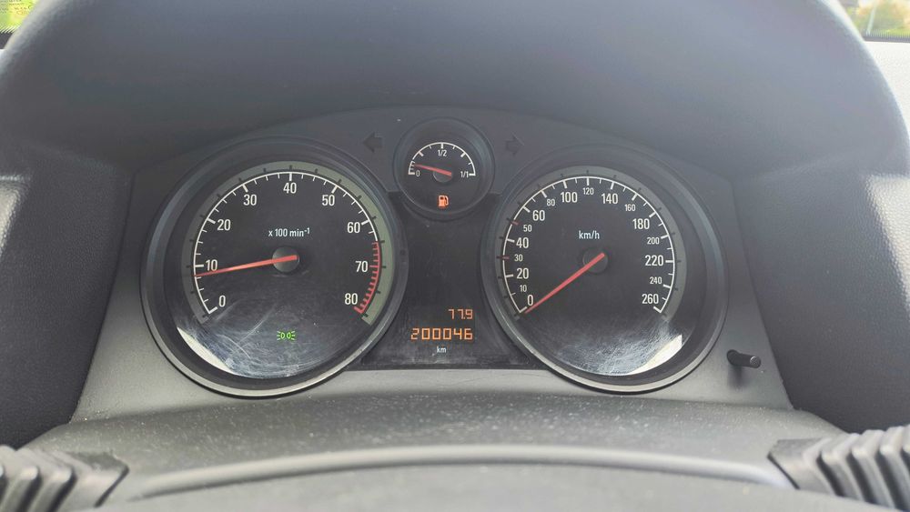 Opel Astra H 1.4 Benzyna 2010 Krajowy