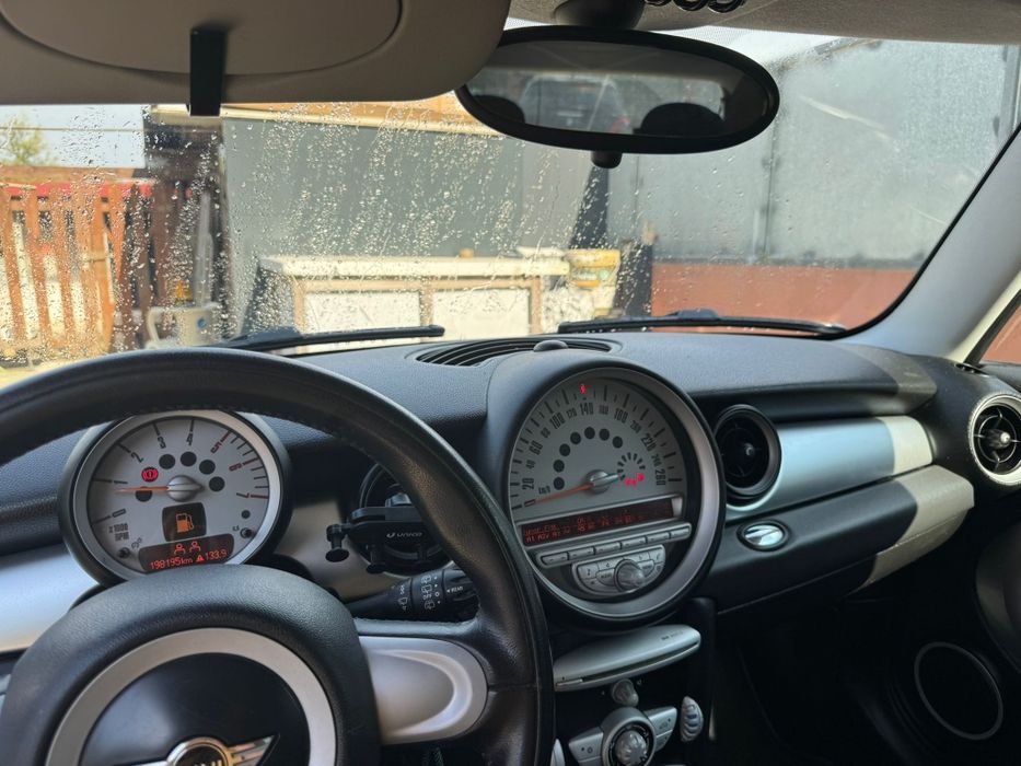 Mini Cooper D 1.6514773861249863683