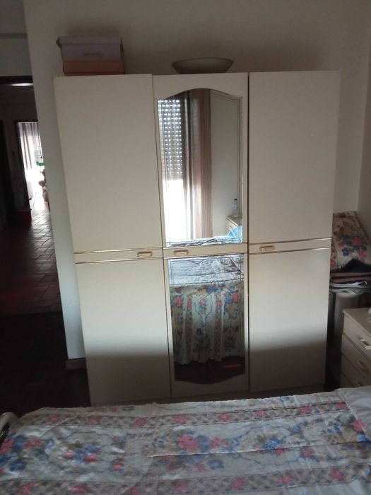 Mobilia de quarto de casal completa