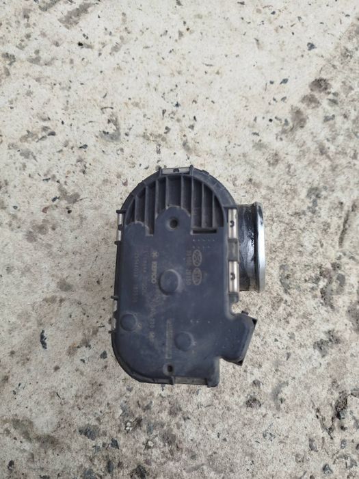 Дросельна заслінка Kia Ceed 1.6 бензин