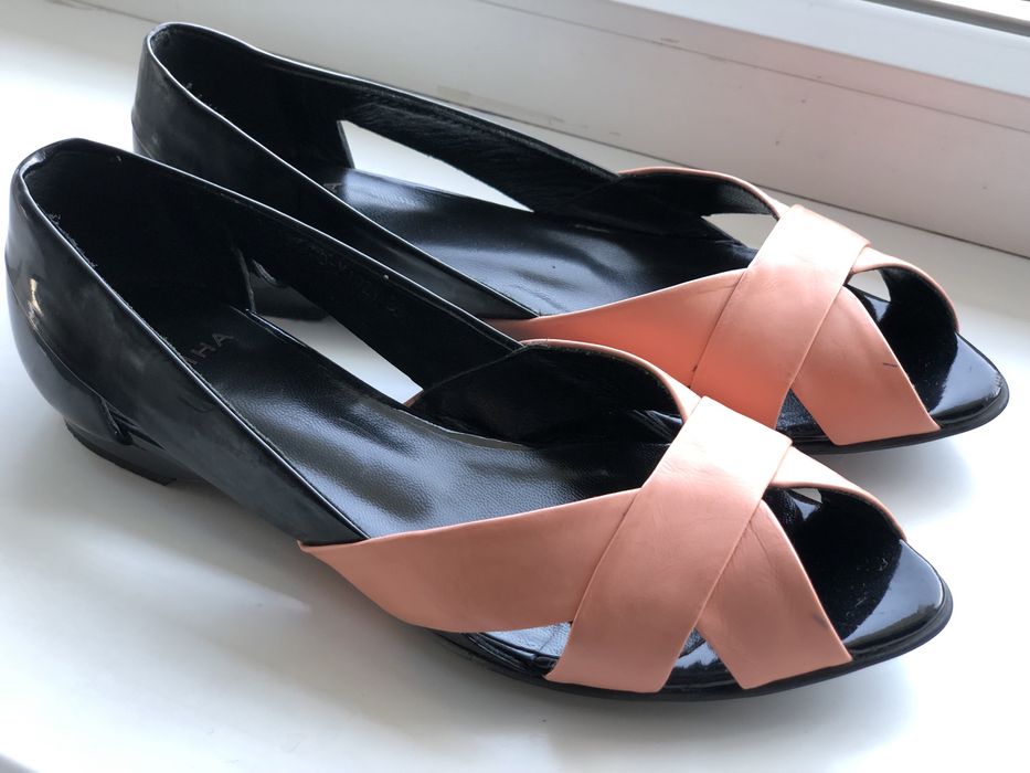 Шкіряні босоніжки