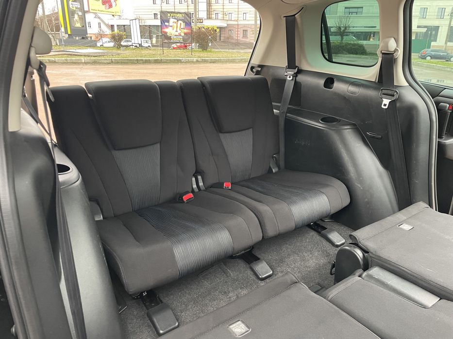 Продам Mazda 5, 2012р.щойно пригнана 7місць,