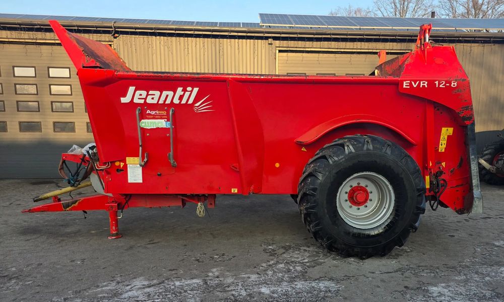 Jeantil EVR 12-8  Rozrzutnik obornika Jeantil EVR 12- 8