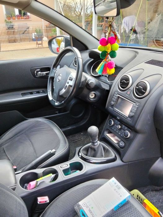 Nissan qashqai DCI  em bom estado geral se for necessário posso enviar mais fotos