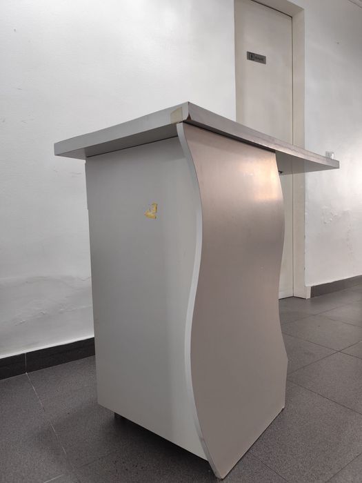 Balcão de Receção / Atendimento Compacto