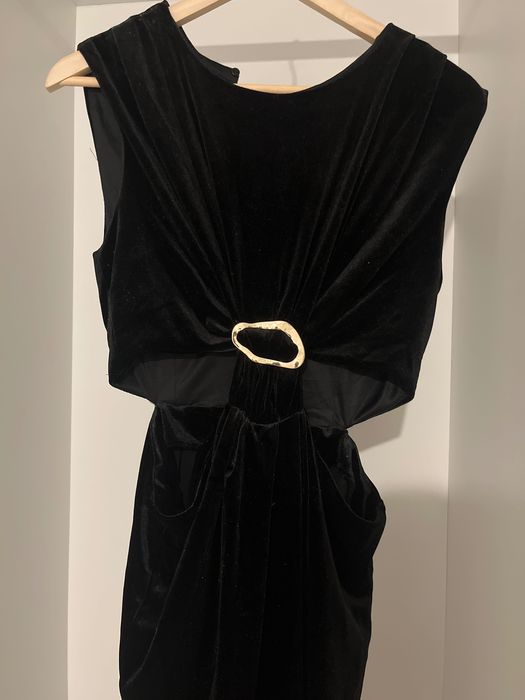 Aksamitna czarna sukienka ZARA L