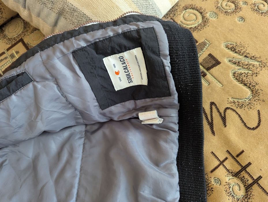 Куртка весна осінь на 9-10 років