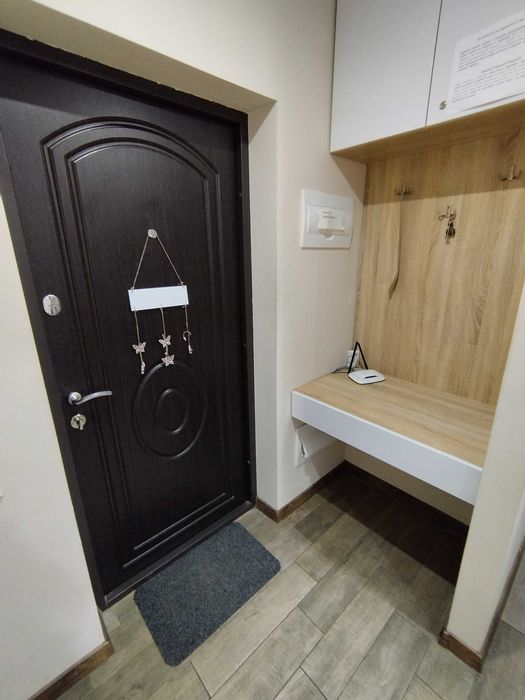 Бровары, посуточно, двухкомн, Лесной квартал, центр, новый дом, 5 мест