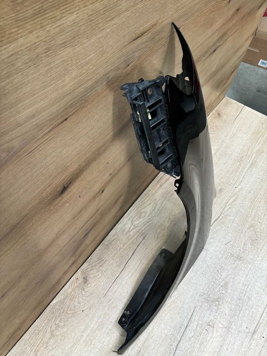 Błotnik przedni lewy Volkswagen Touran kolor lc9x