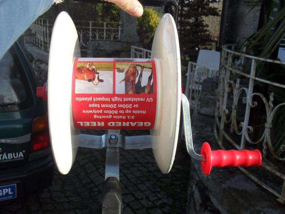 Cerca elétrica kit completo fácil/rápido de mudar além ter + segurança