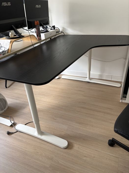 Secretaria Escritório preta IKEA