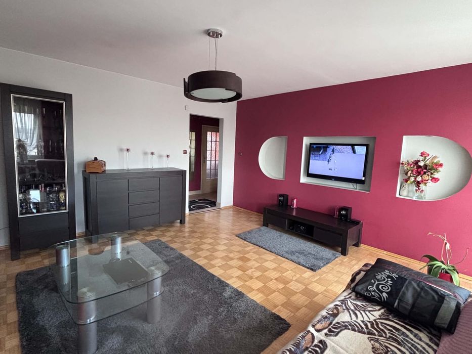 Przestronne M4 61 m² z balkonem w centrum Brzezin!