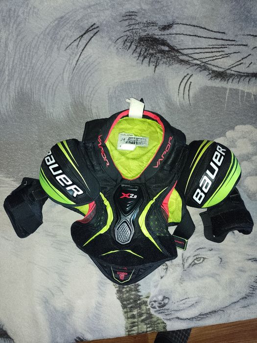 Нагрудник хокейний