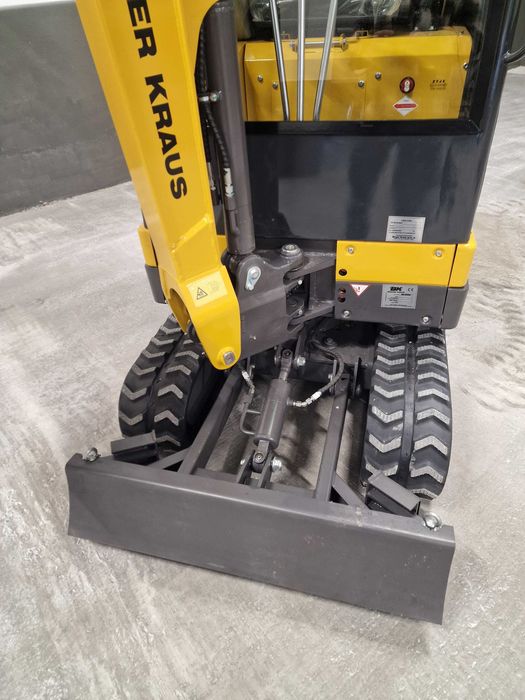 Minikoparka Berger Kraus BK1800KJSR z kabiną silnik KUBOTA 1700kg