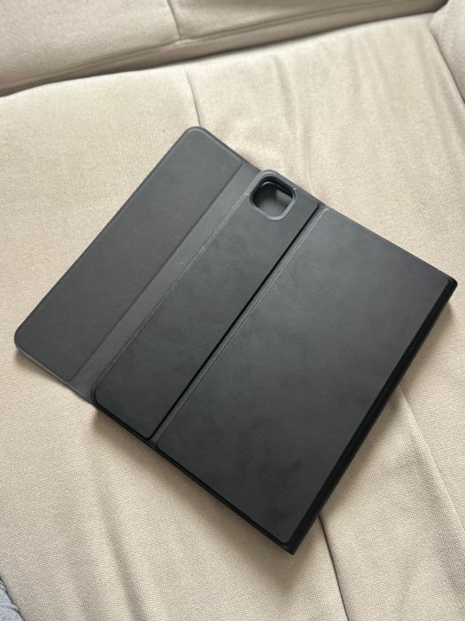 iPad Air 10.9" Case with Keyboard63824222317697123