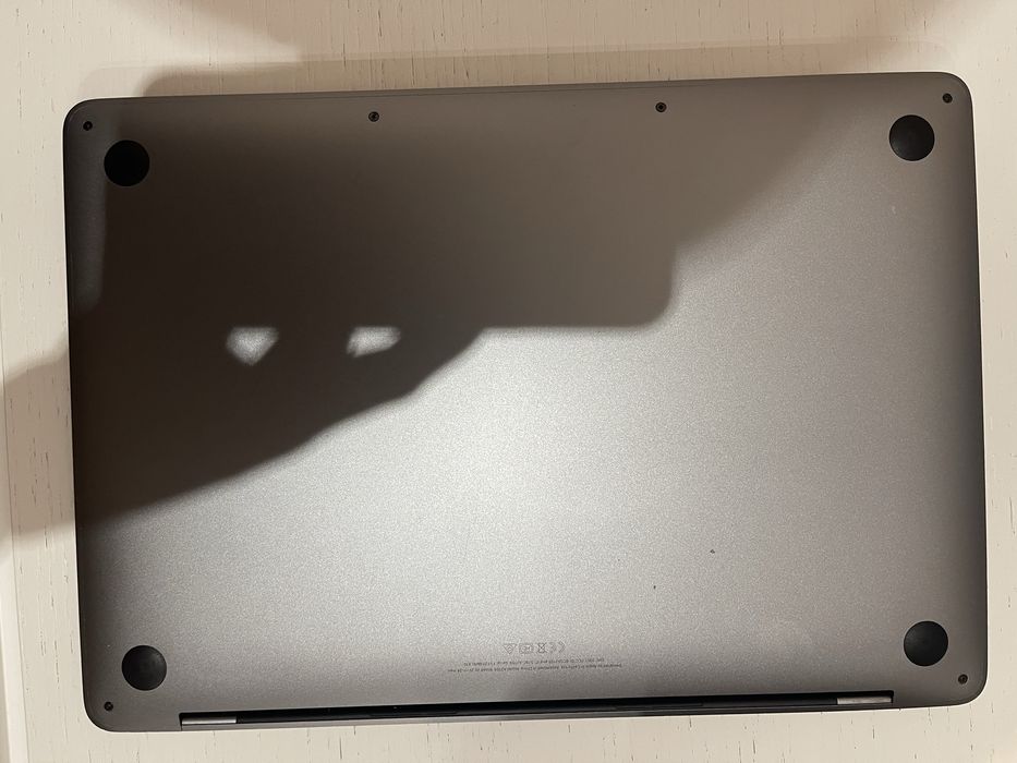 Apple Macbook Pro 13” 2019 Touch Bar 16Gb