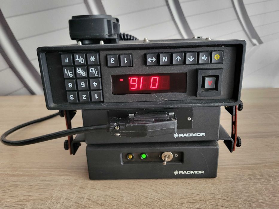 Radmor 3709 radiotelefon radiostacja kolej PKP milicja unitra zasilacz