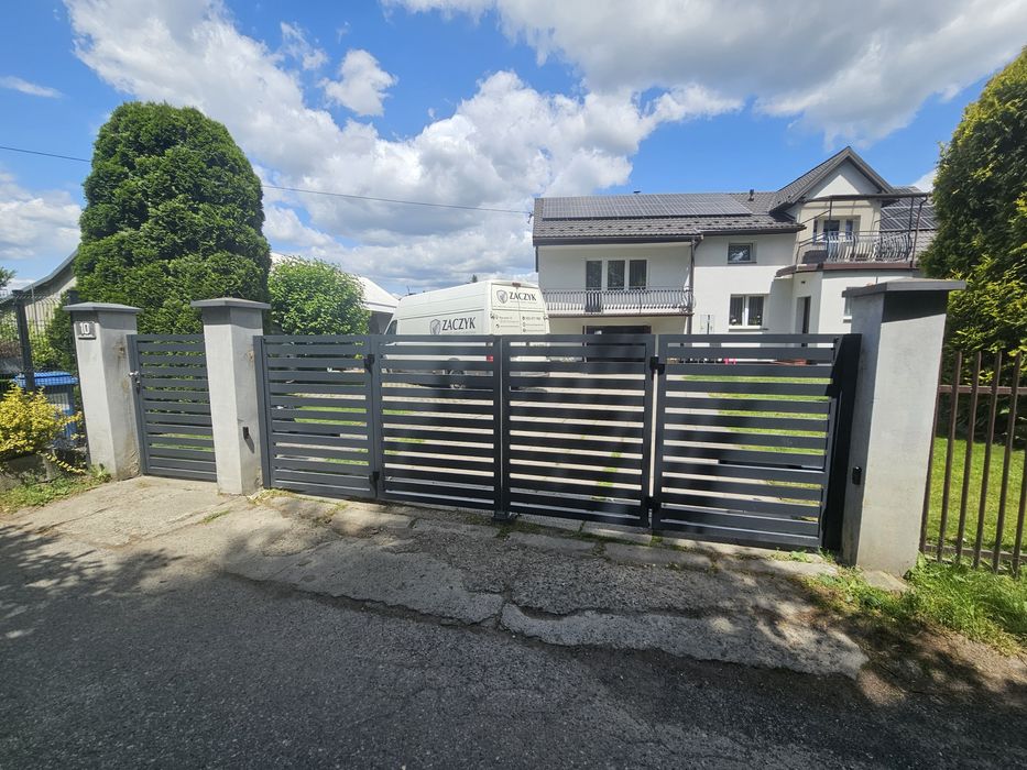 Brama przesuwna , furtka nowoczesna