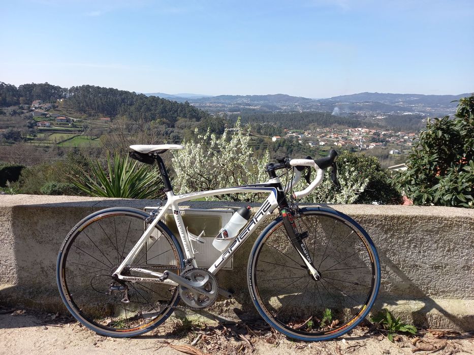 Bicicleta de Estrada Lapierre Carbono / Shimano Ultegra / Muito Leve