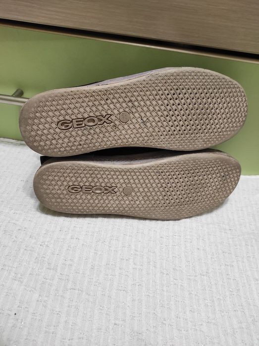 Кросівки Geox original 38- 39р. 25см відмінний стан