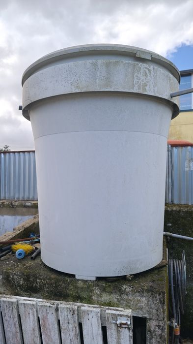 Depósito água 1000L