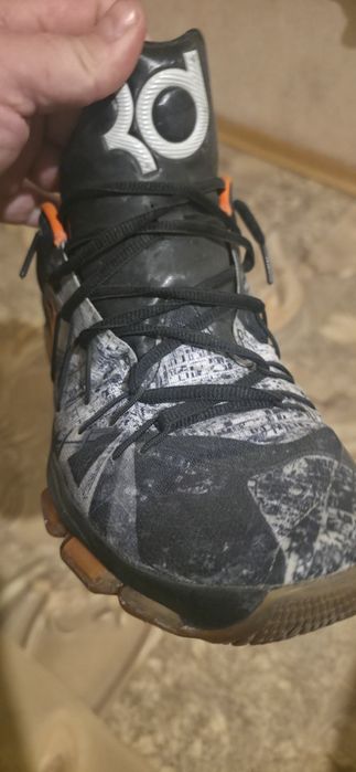 Ексклюзивні кросівки NIKE