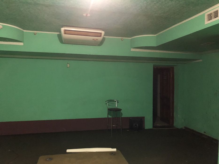 Продається комерційне приміщення  на бульварі Д. Галицького