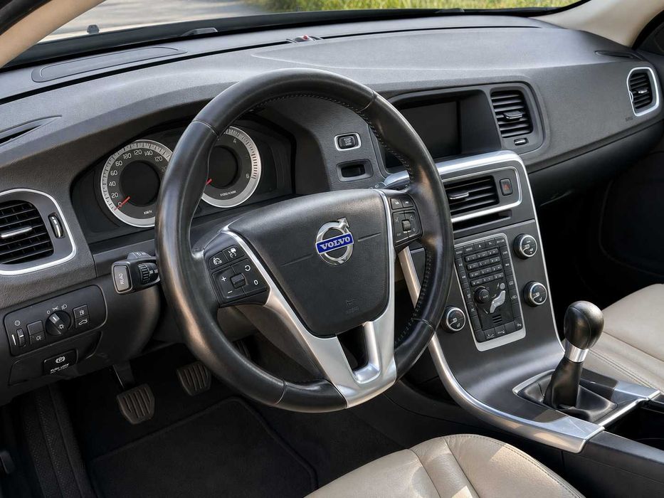 Volvo V60 — fotografia 10