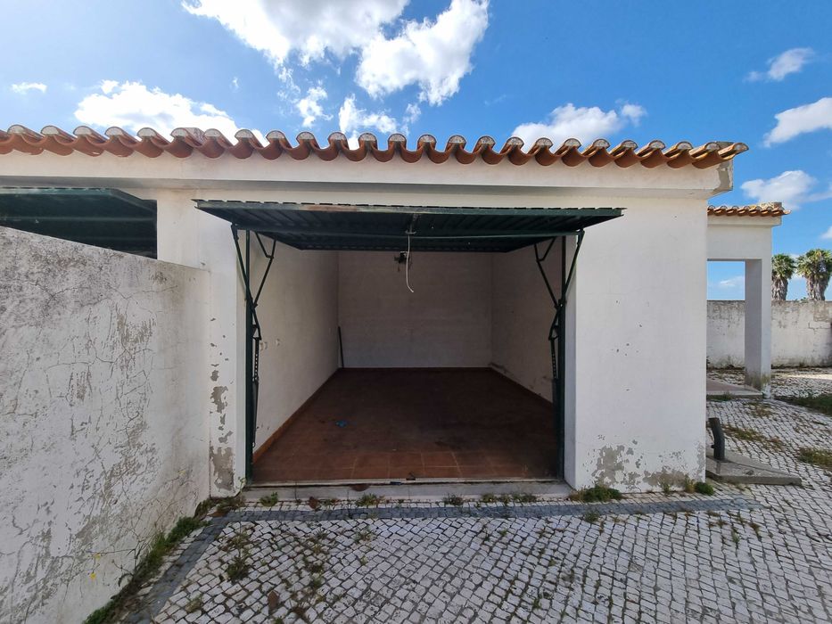 Moradia T4 Duplex Almeirim