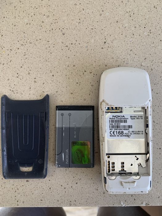 Nokia ainda a funcionar.