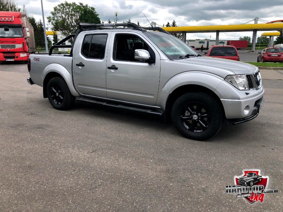 Roleta Nissan Navara D40 armadillo