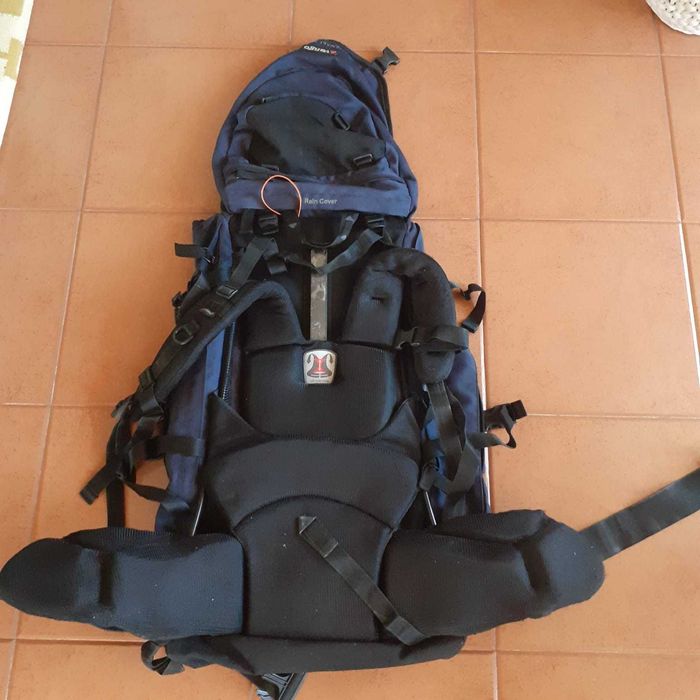 Mochila de Montanhismo / Trekking Vango Denali 70 + 10 L.