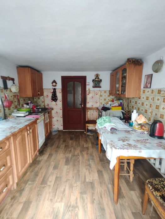 Каменный крепкий дом в Беляевке