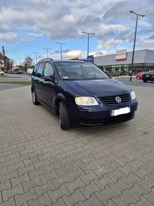 Sprzedam Tourana 1.6mpi 7osobowy