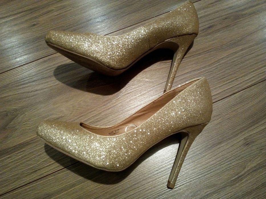 Buty (szpilki) damskie rozmiar 39 Sylwester/karnawał
