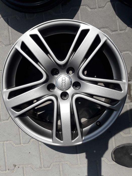 Oryginalne Alufelgi 18" Audi 8P 8V kolor grafitowy 5x112
