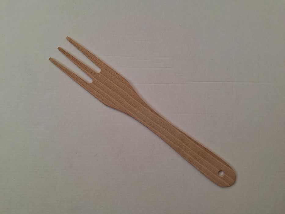 Widelec drewniany kuchenny nowy