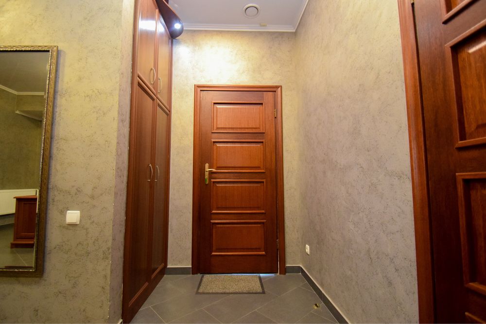 Оренда 4К. квартира на Шептицького, Центр ( можна з тваринками) світло 24/7