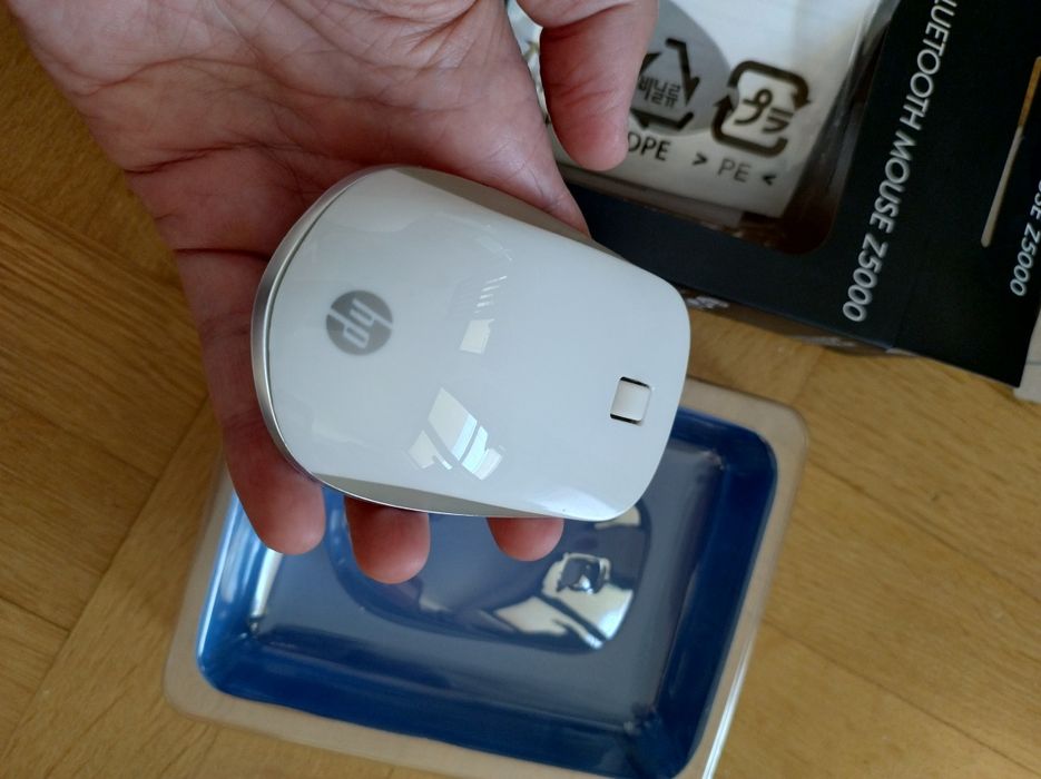 Myszka HP Bluetooth mouse Z5000 dla PC i Mac