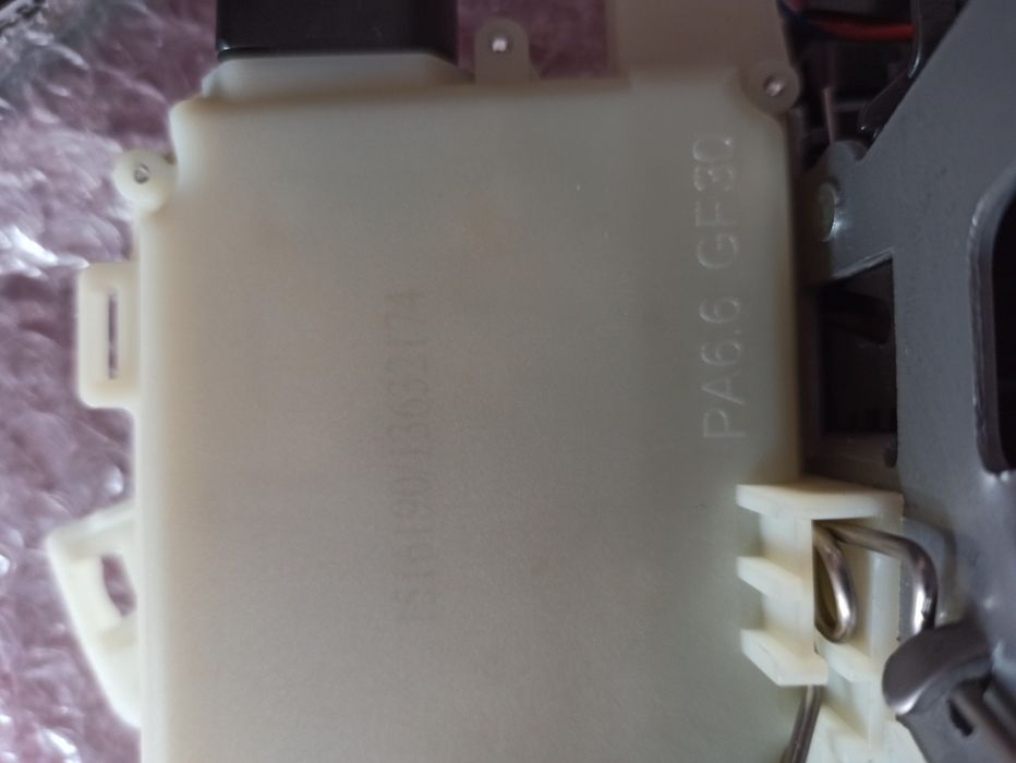 NOVA Fechadura VW da porta direita frente