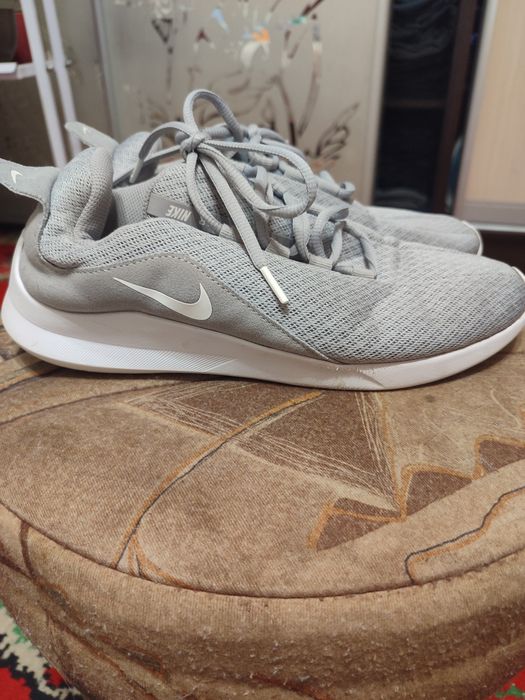 Жіночі кросівки Nike, 40 р