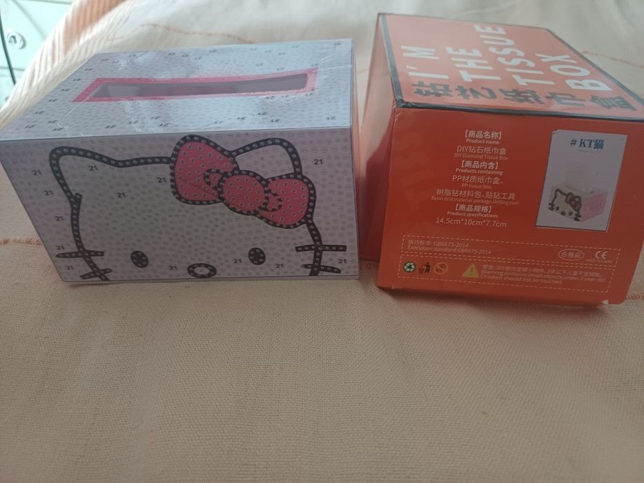 Caixa  Lenços  Hello Kitty