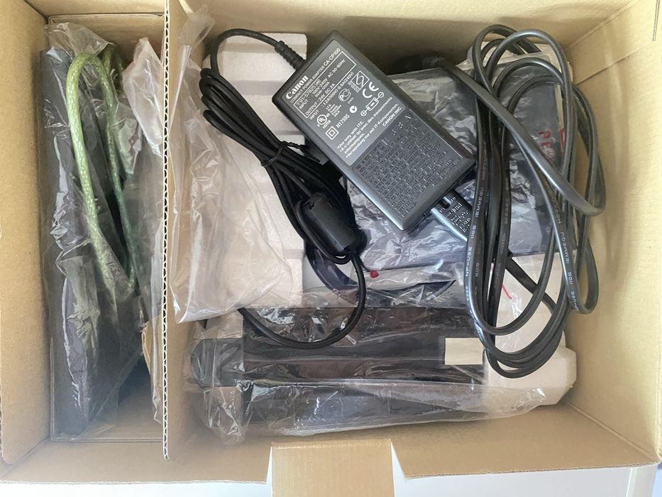 PARA DESOCUPAR!!CANON Card Photo Printer CP-10