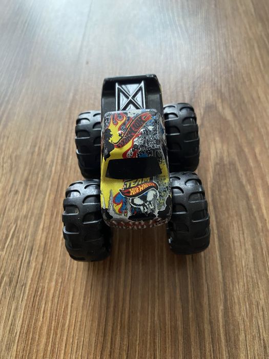 Hot wheels Хот вілс