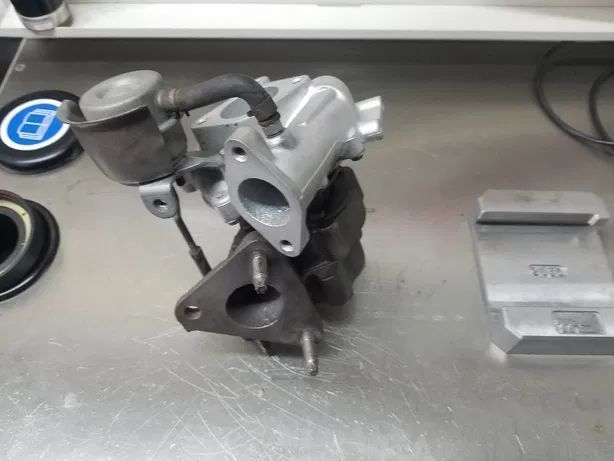 Turbina TurboSprężarka Almera 2.2 Di Tino 114 KM WYSYŁKA