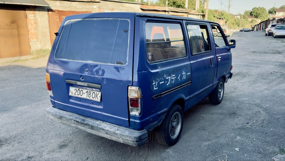 Nissan Vanette c122