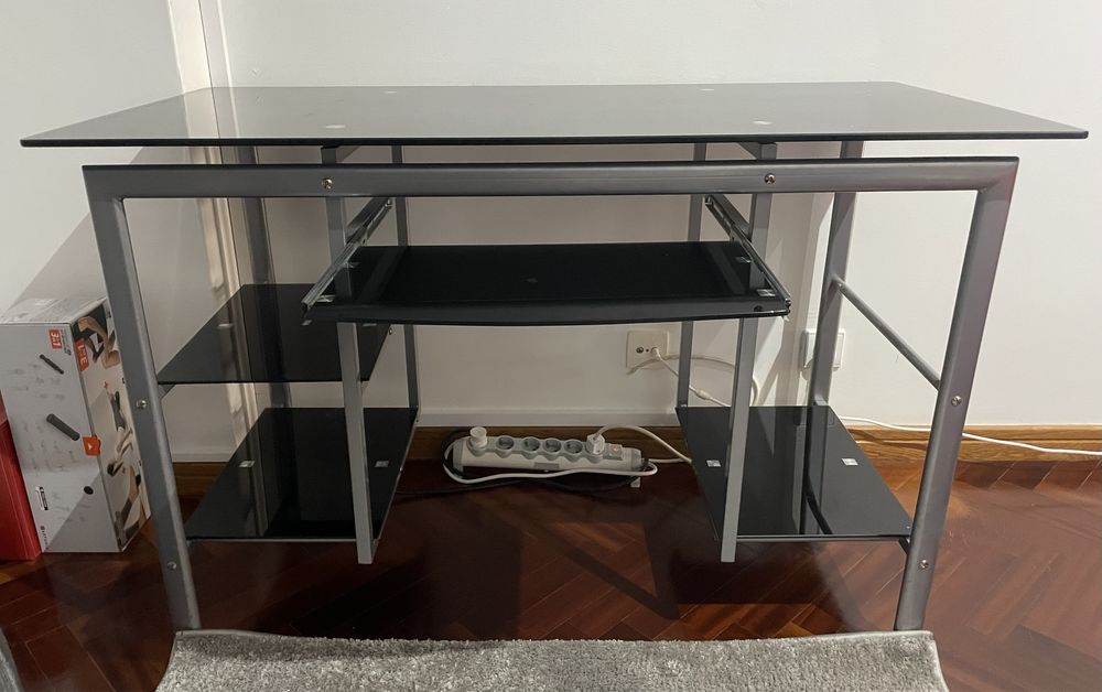 Secretaria e Cadeira secretaria