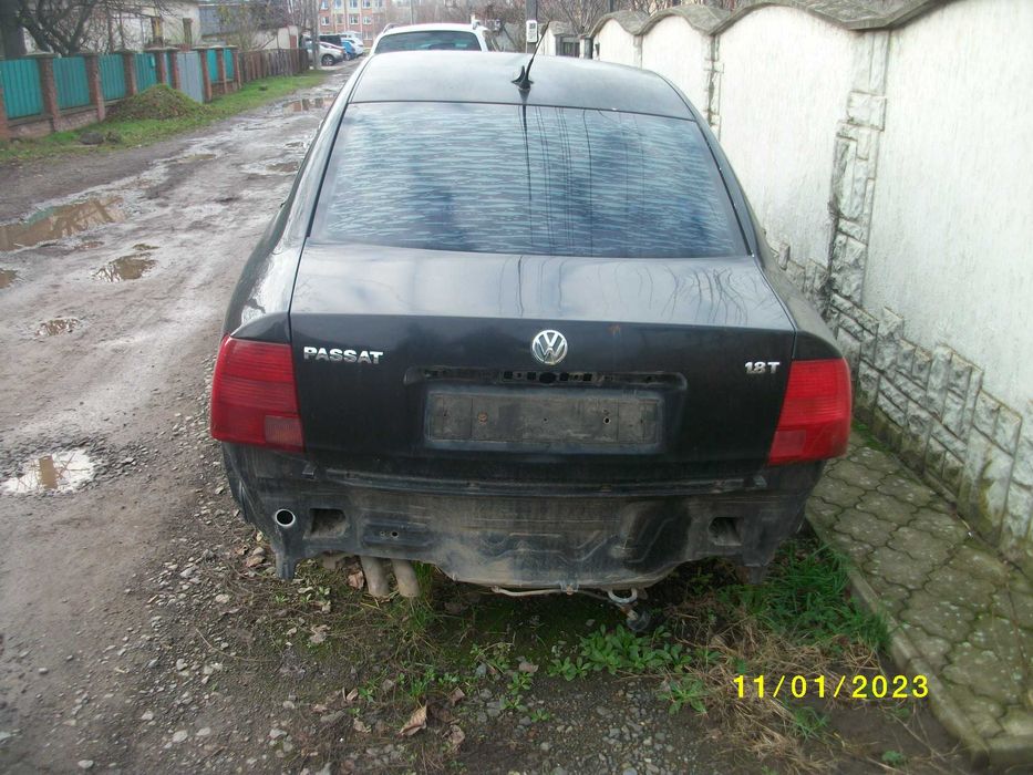 Двери на Фольксваген Пассат В 5 1997-2005 г.в.