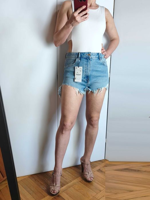 Оригинал! джинсовые шорты  Zara идут на 38 - M-L.